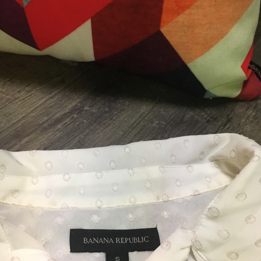 Banana Republic Dot white Blouse - Picture 2 of 6